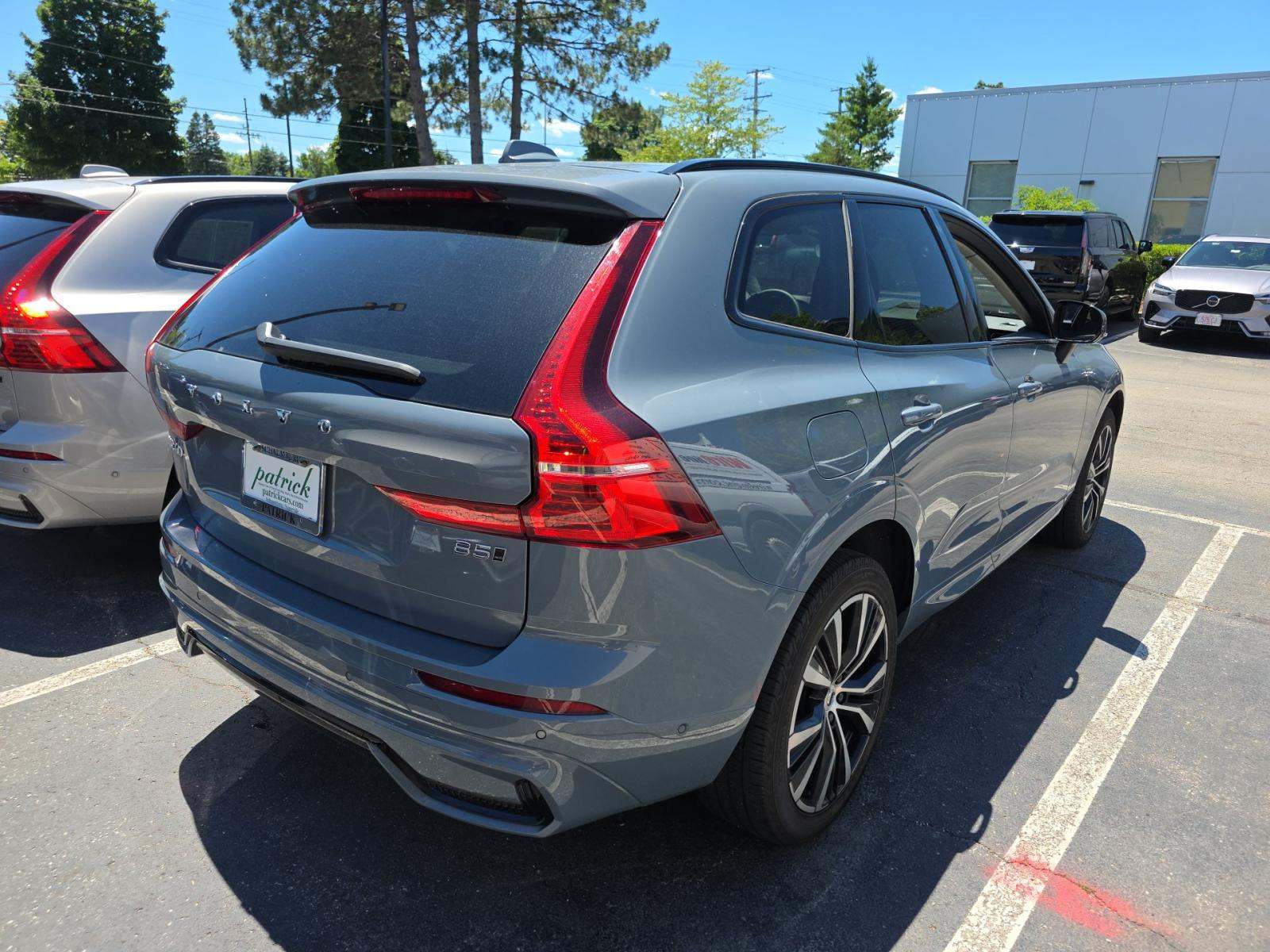 2023 Volvo XC60 B5 Plus AWD