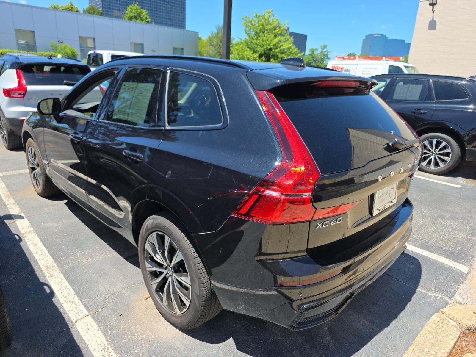 2025 Volvo XC60 B5 Core AWD