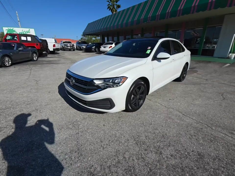 2022 Volkswagen Jetta 1.5T SE FWD