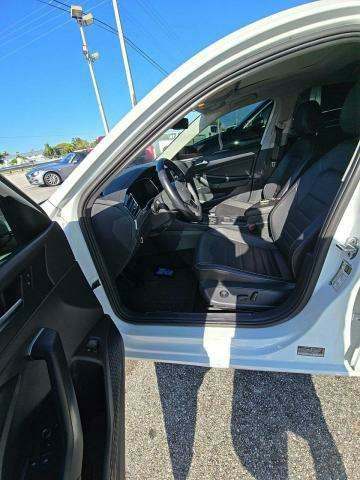 2022 Volkswagen Jetta 1.5T SE FWD