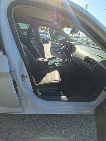 2022 Volkswagen Jetta 1.5T SE FWD