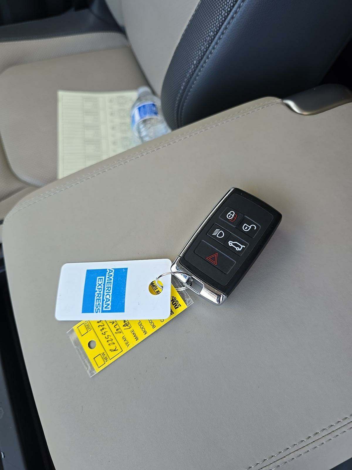 2024 Land Rover Defender 130 X-Dynamic SE AWD