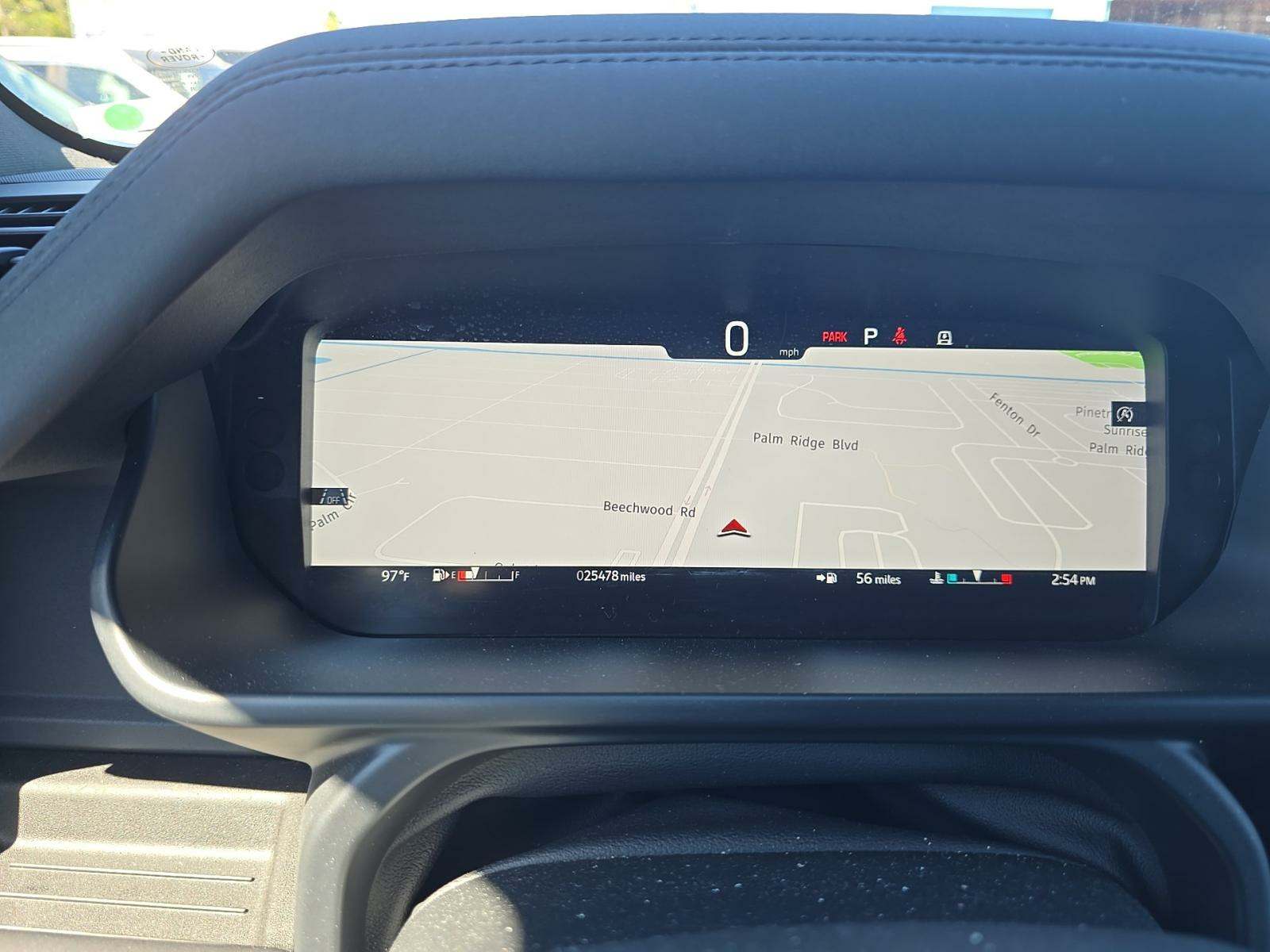 2024 Land Rover Defender 130 X-Dynamic SE AWD