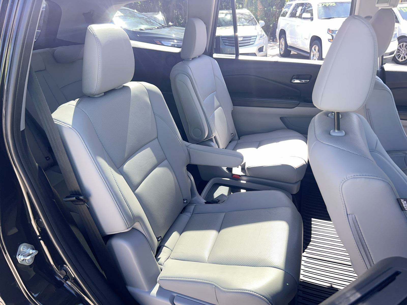 2019 Honda Pilot Elite AWD