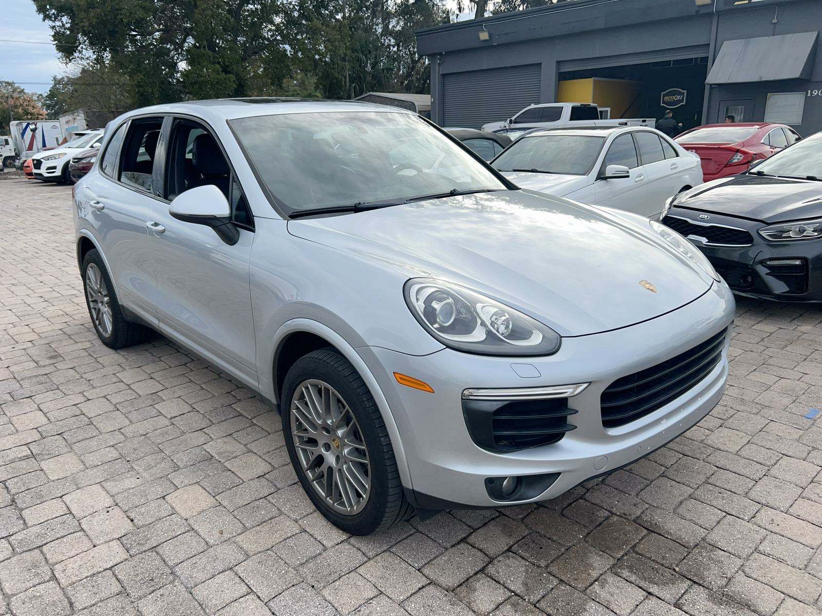 2018 Porsche Cayenne Platinum Edition AWD