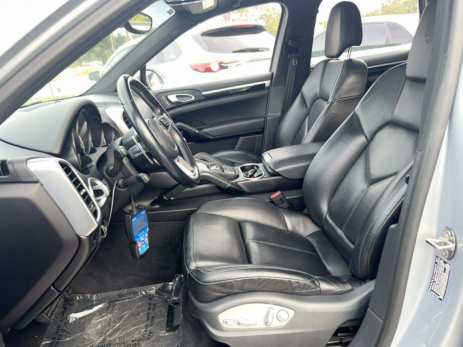 2018 Porsche Cayenne Platinum Edition AWD