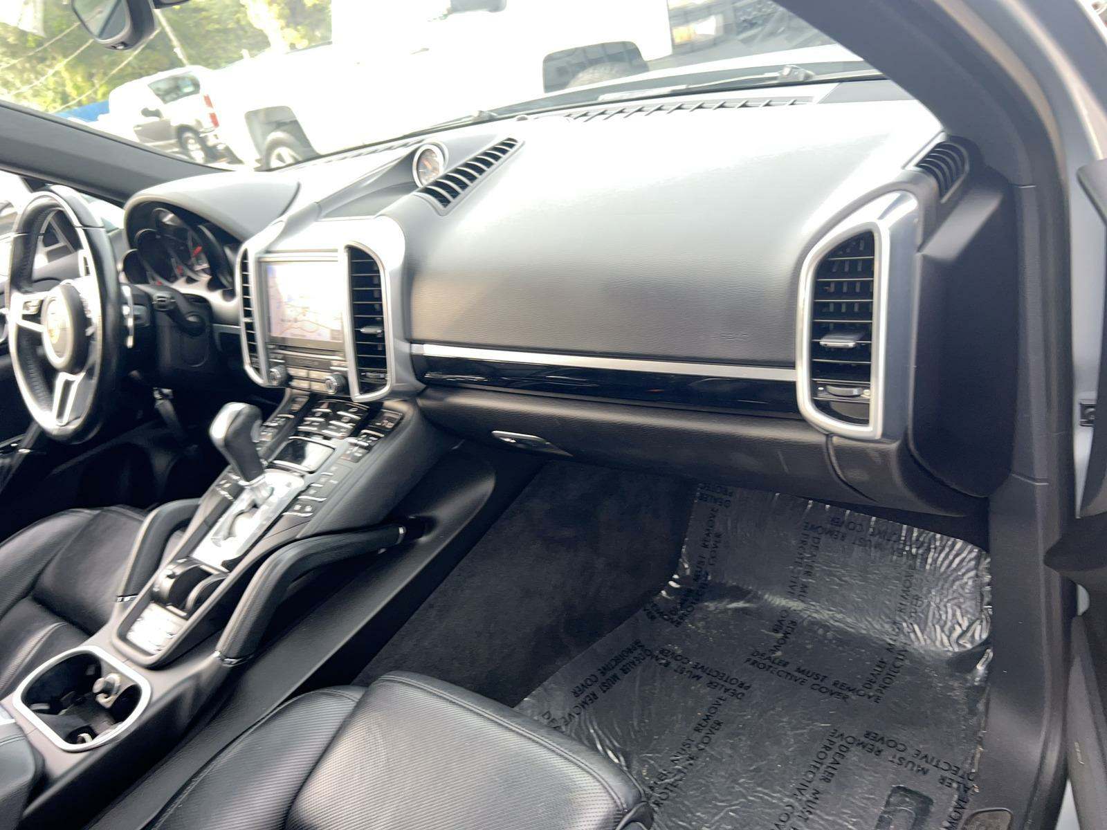 2018 Porsche Cayenne Platinum Edition AWD