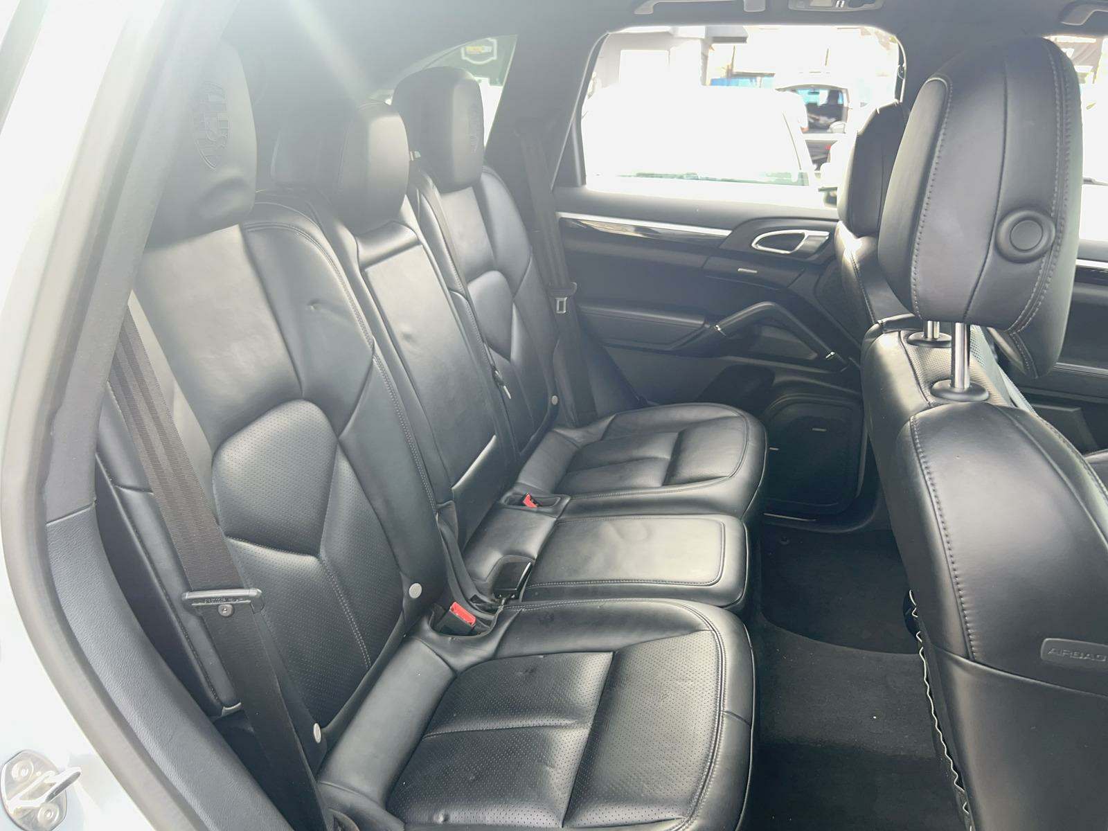 2018 Porsche Cayenne Platinum Edition AWD