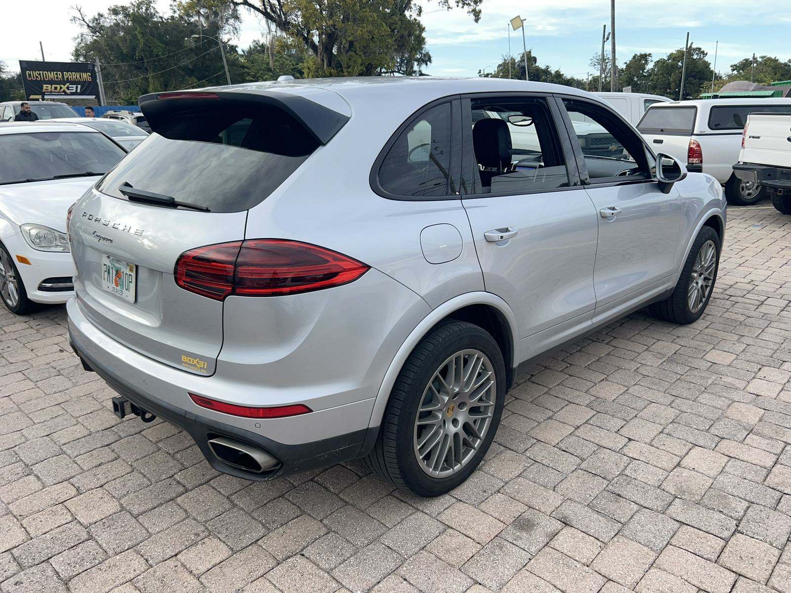 2018 Porsche Cayenne Platinum Edition AWD