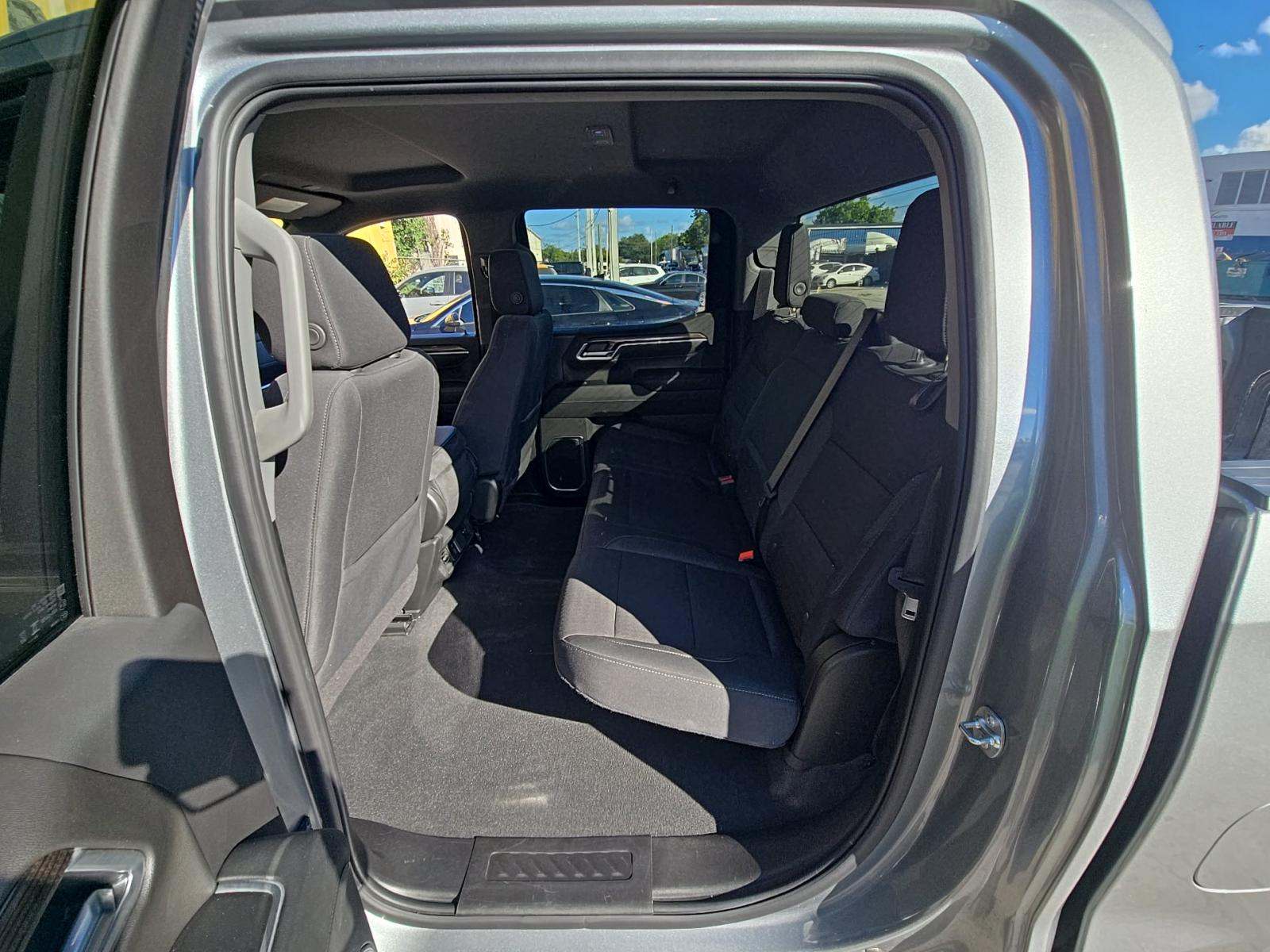 2025 Chevrolet Silverado 1500 LT AWD