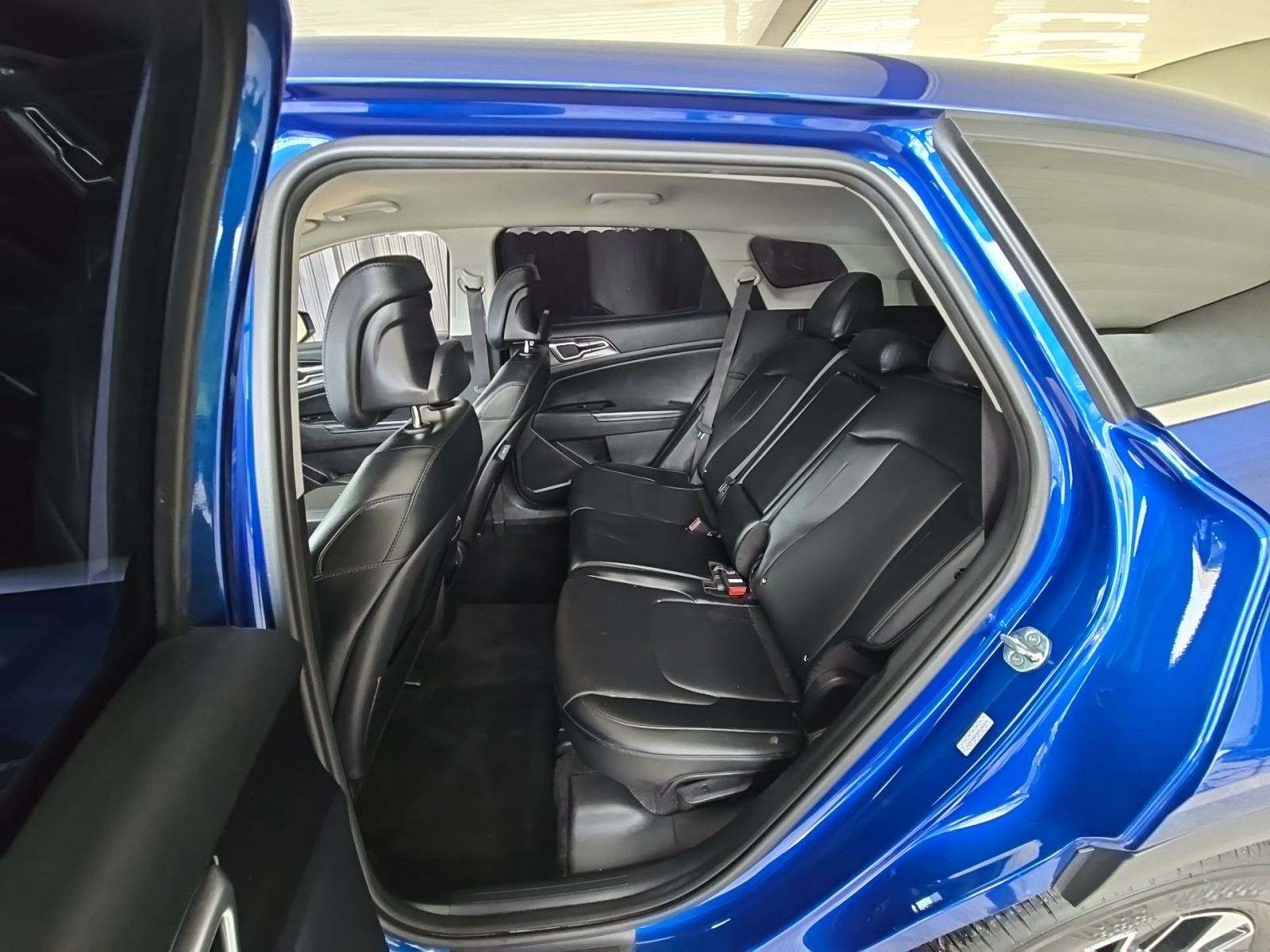 2024 Kia Sportage EX FWD