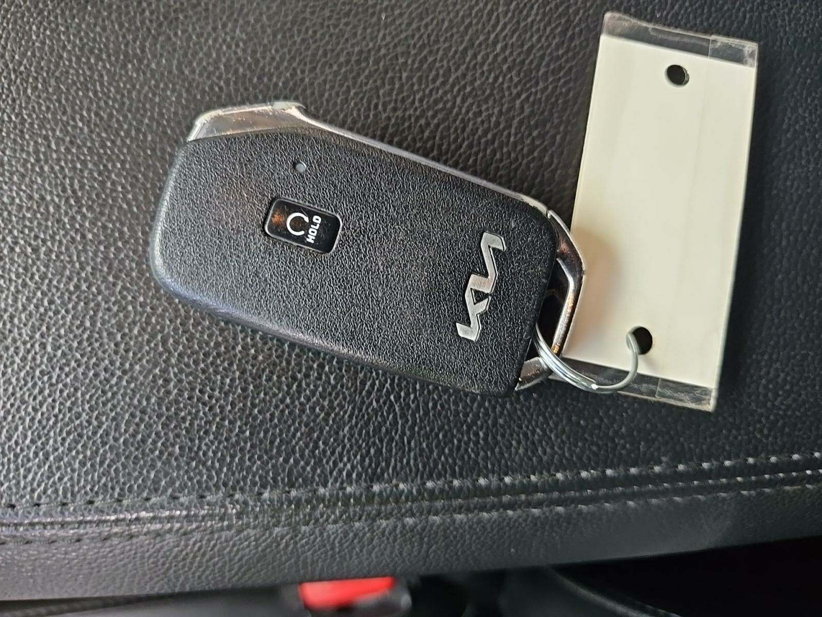 2024 Kia Sportage EX FWD