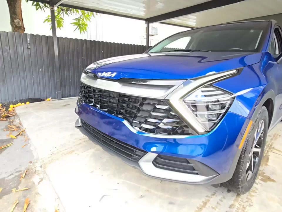 2024 Kia Sportage EX FWD