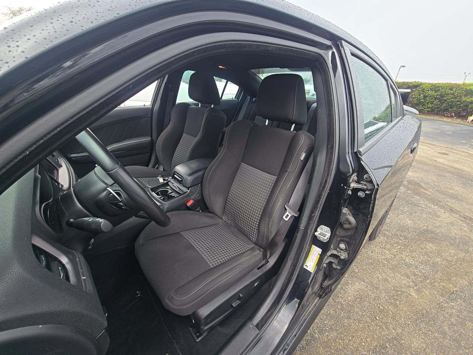 DODGE CHALLENGER - 2