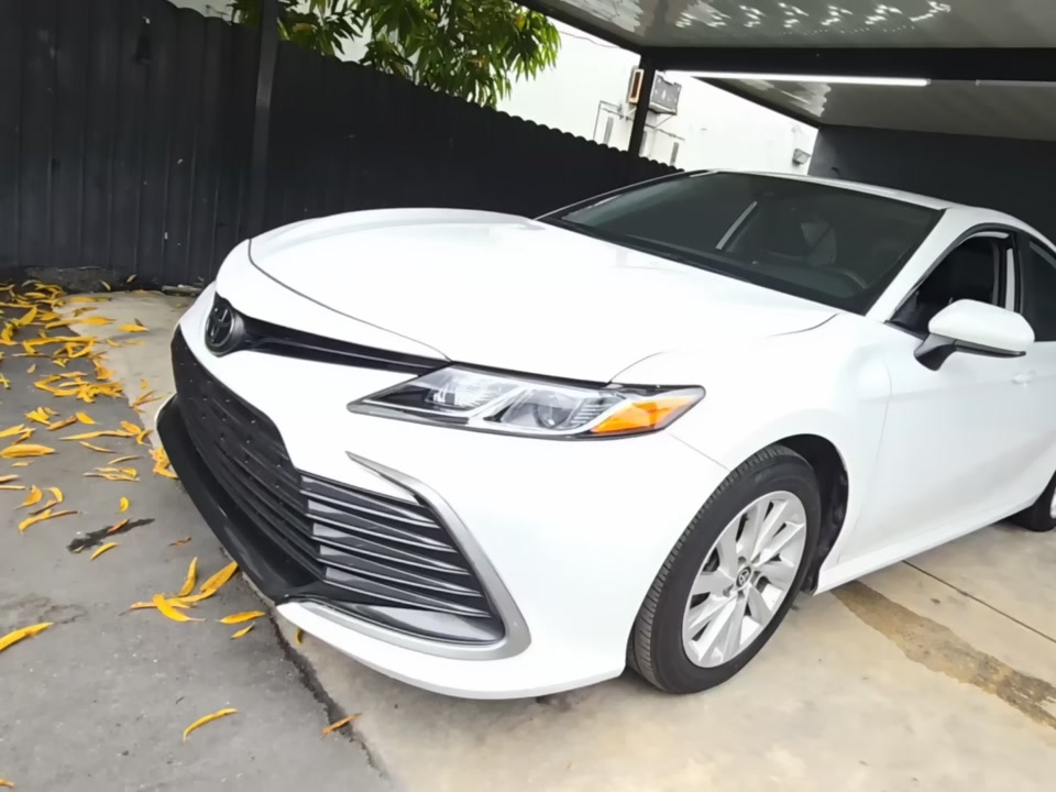 2024 Toyota Camry LE FWD
