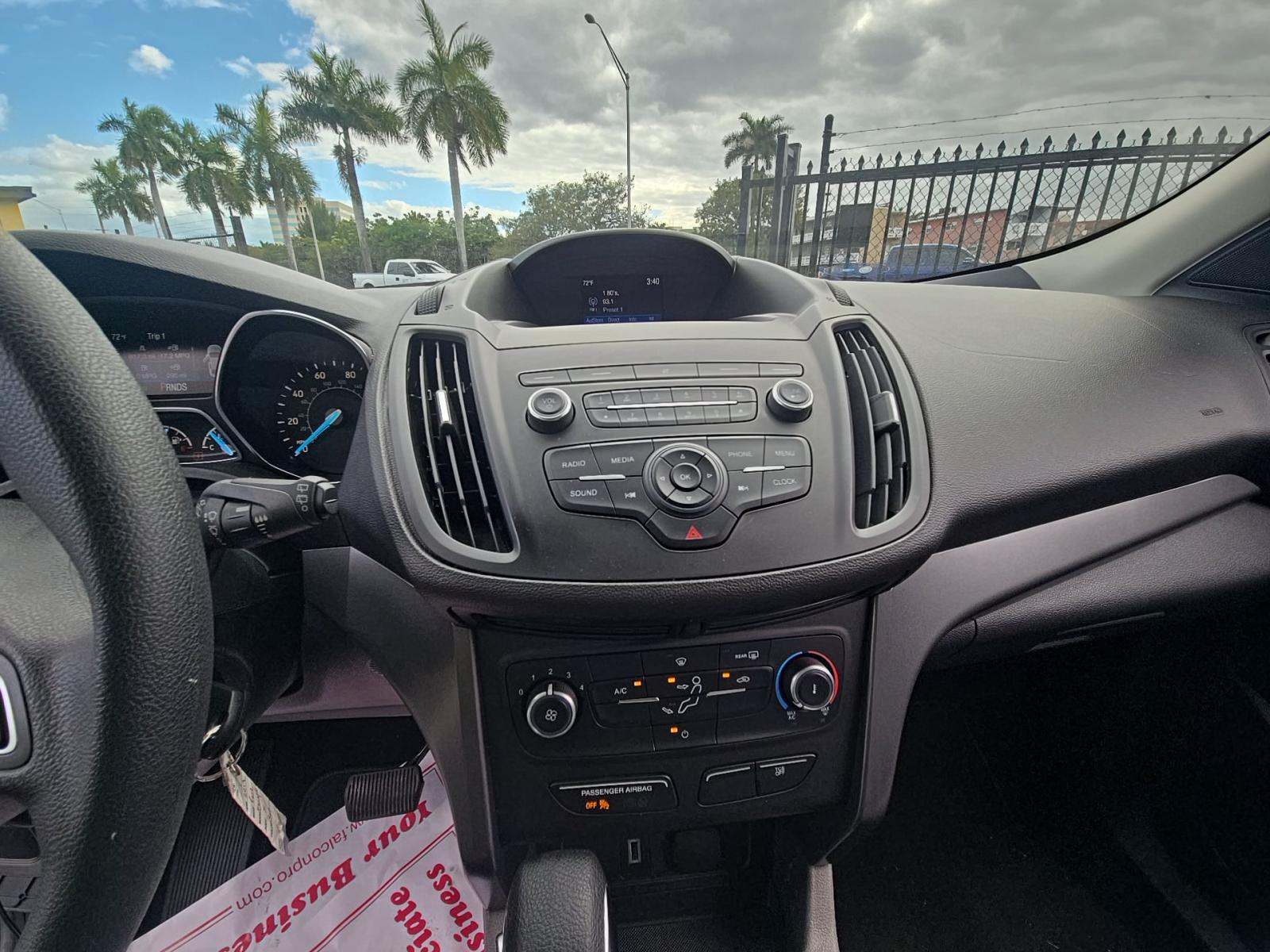 2019 Ford Escape S FWD