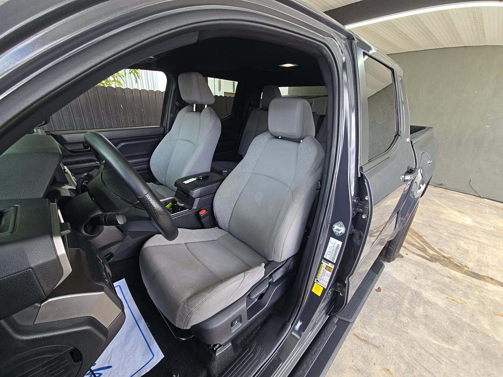2024 Toyota Tacoma SR5 RWD