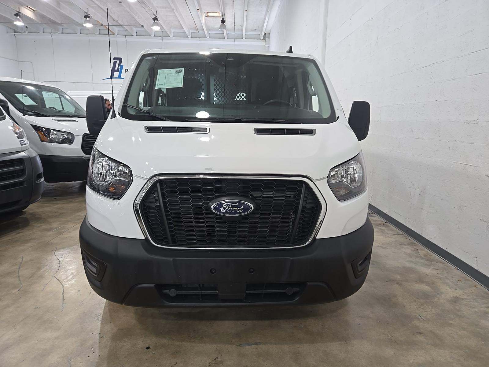 FORD TRANSIT 250 - 1
