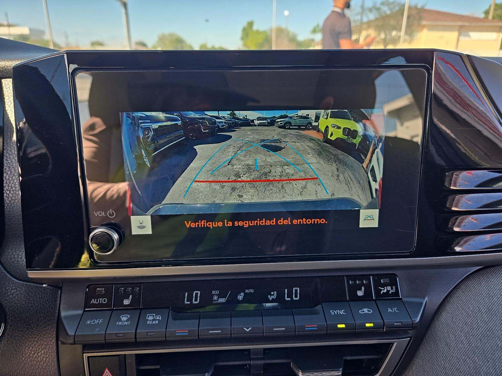 2025 Toyota Camry LE FWD