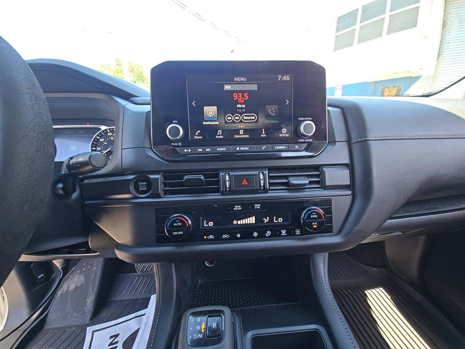 2025 Nissan Pathfinder S FWD