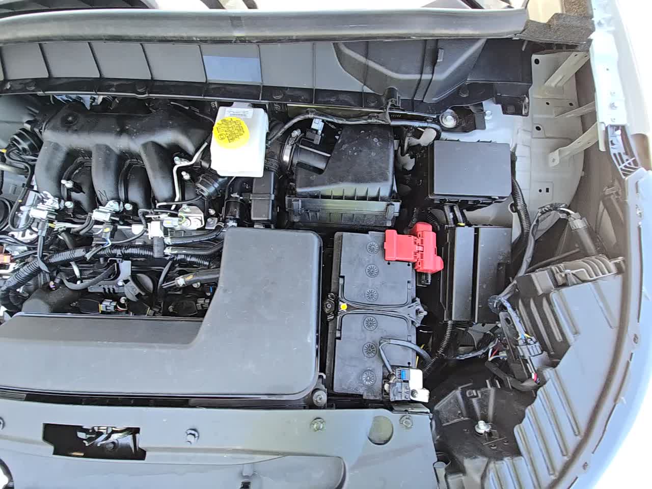 2025 Nissan Pathfinder S FWD
