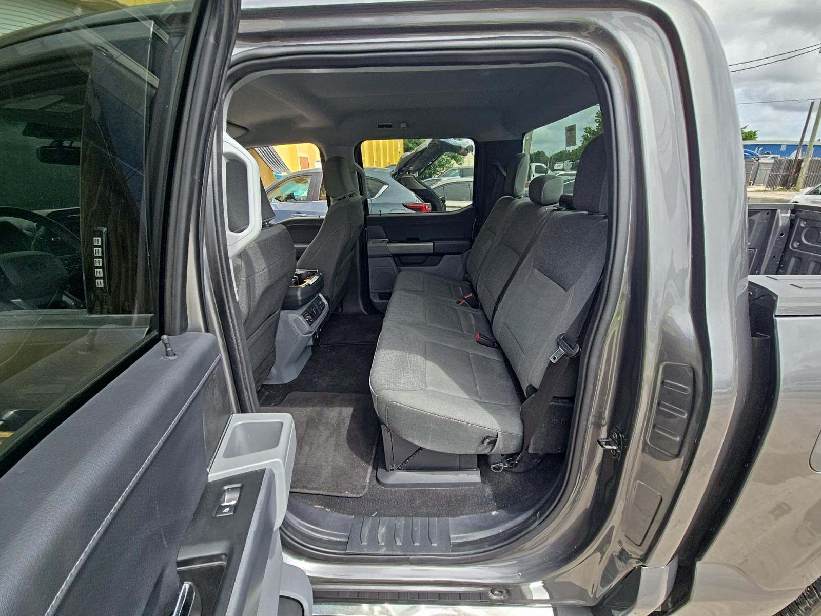 2024 Ford F-150 XLT RWD