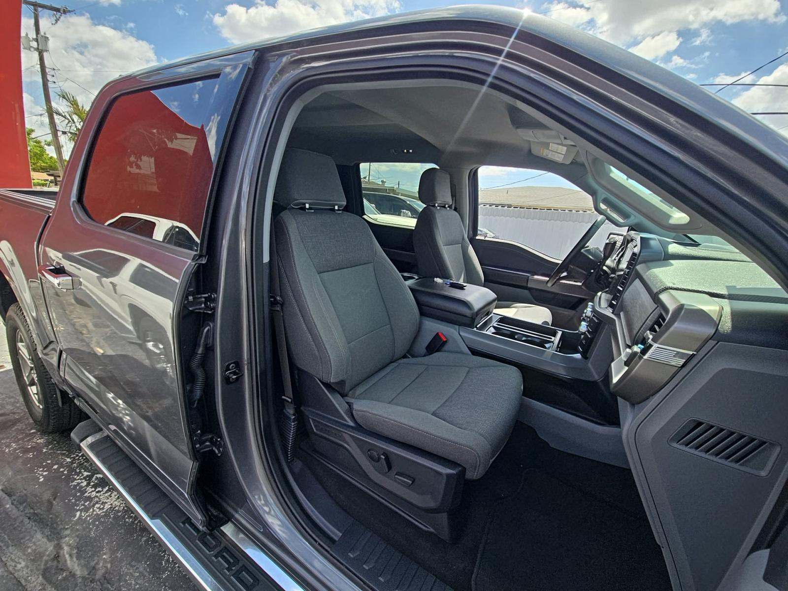 2024 Ford F-150 XLT AWD