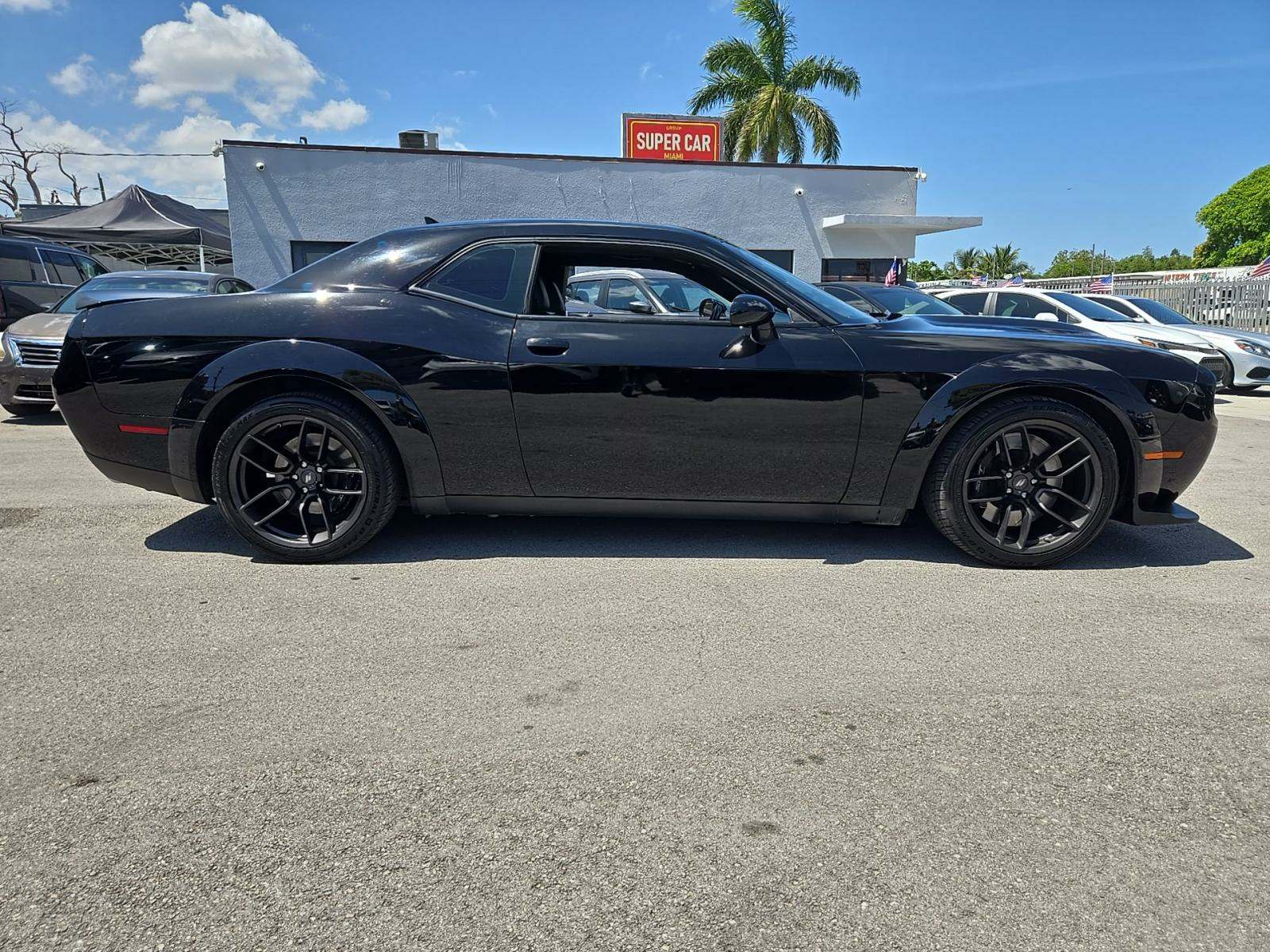 2022 Dodge Challenger R/T Scat Pack Widebody RWD