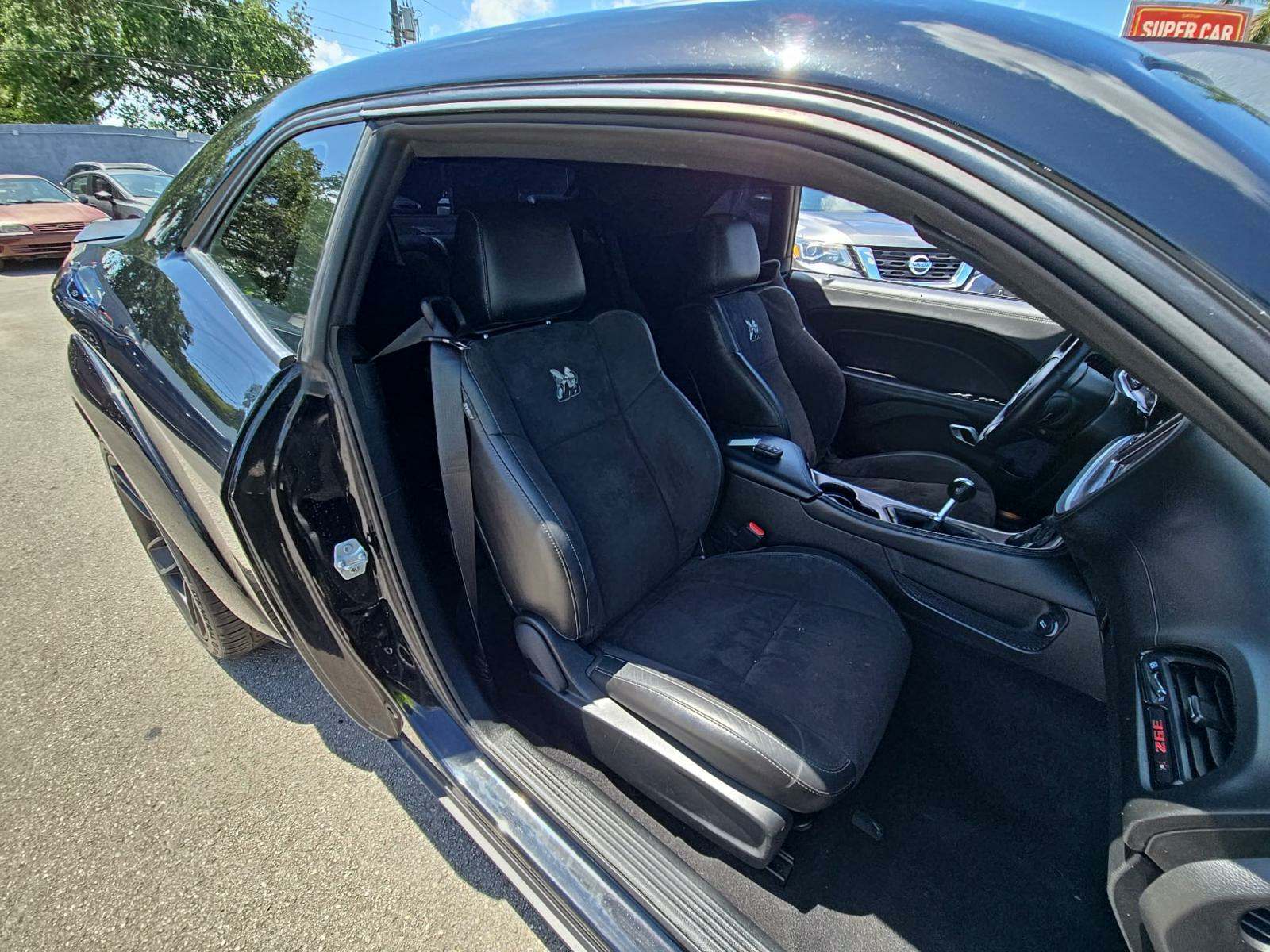 2022 Dodge Challenger R/T Scat Pack Widebody RWD