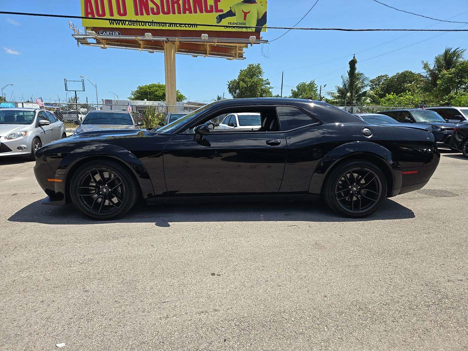 2022 Dodge Challenger R/T Scat Pack Widebody RWD