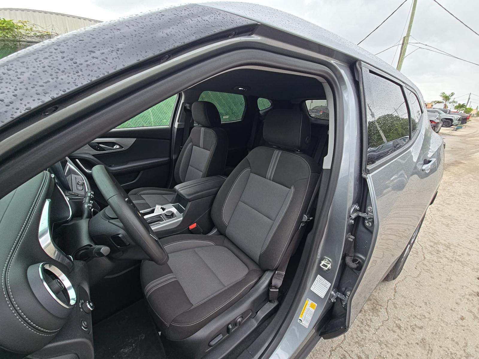 CHEVROLET BLAZER - 2