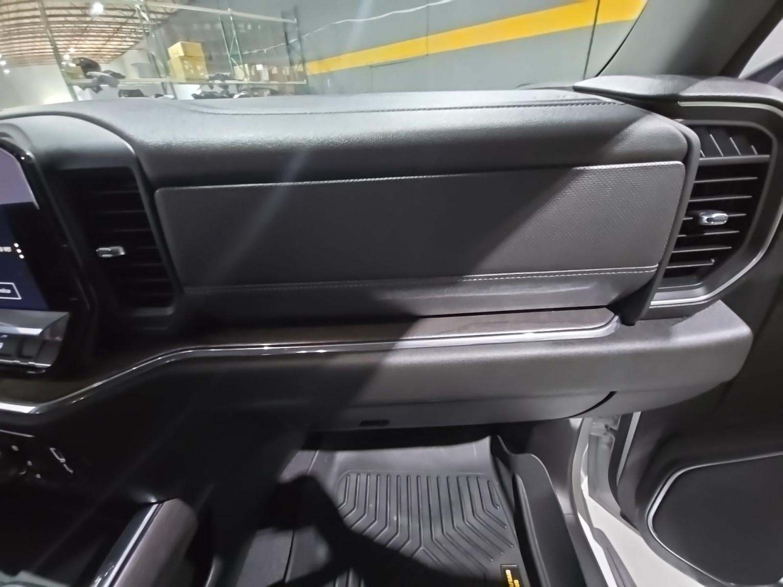 2023 Chevrolet Silverado 1500 LTZ RWD