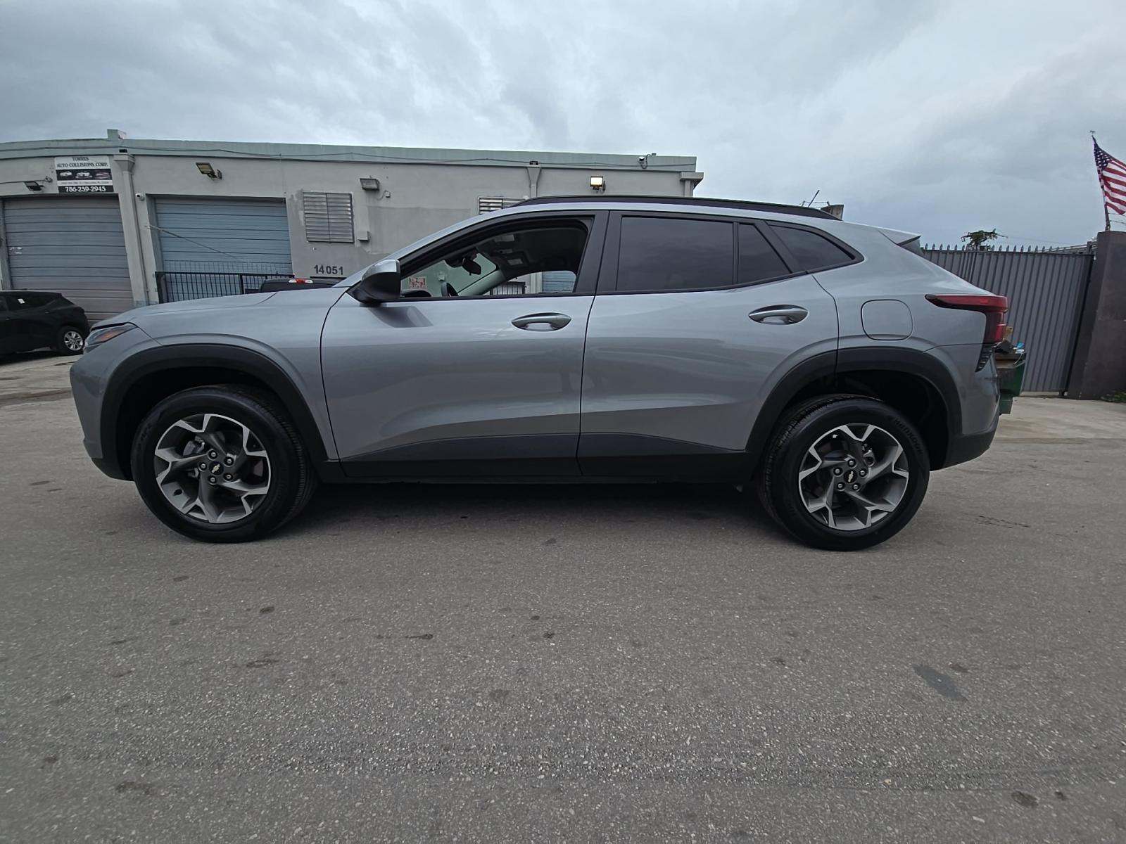 CHEVROLET TRAX - 2