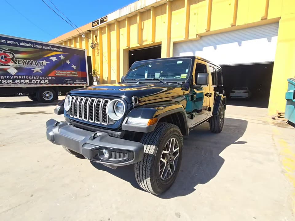 2025 Jeep Wrangler Sahara AWD
