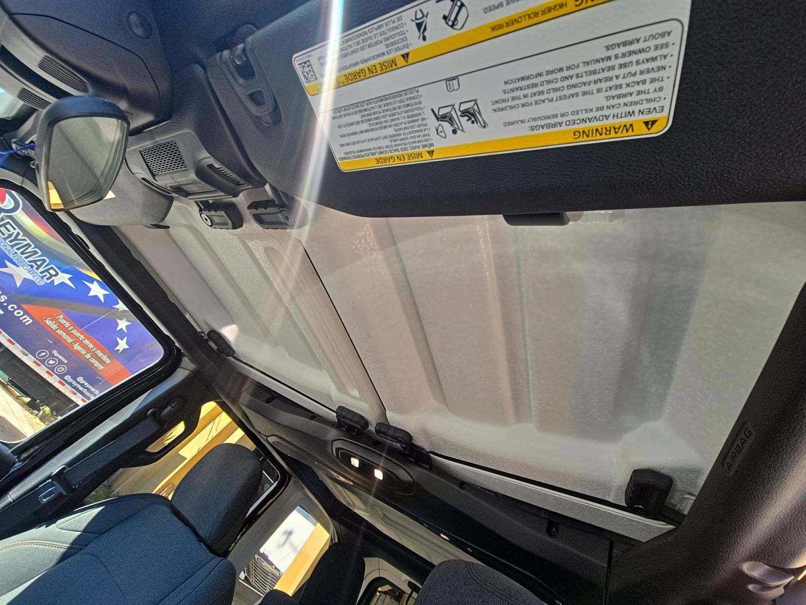 2025 Jeep Wrangler Sahara AWD