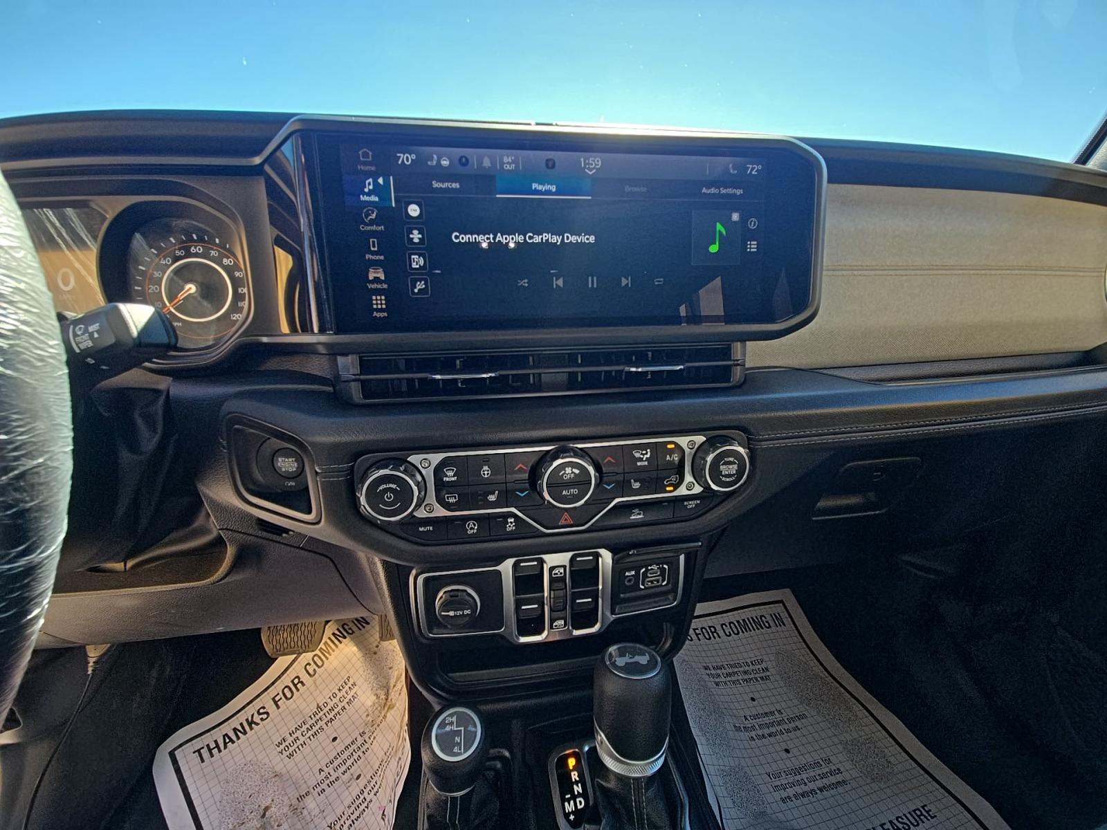 2025 Jeep Wrangler Sahara AWD