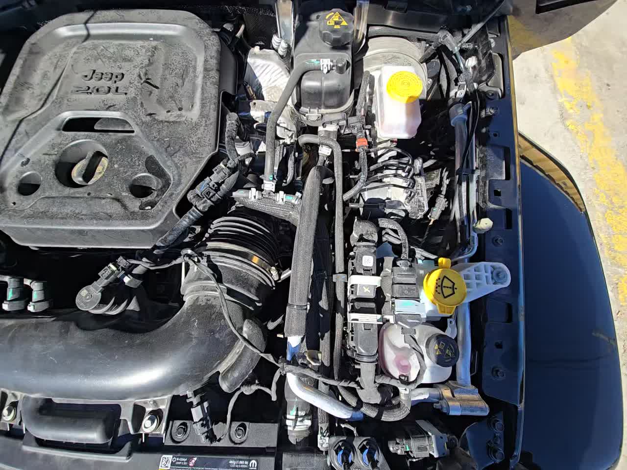 2025 Jeep Wrangler Sahara AWD