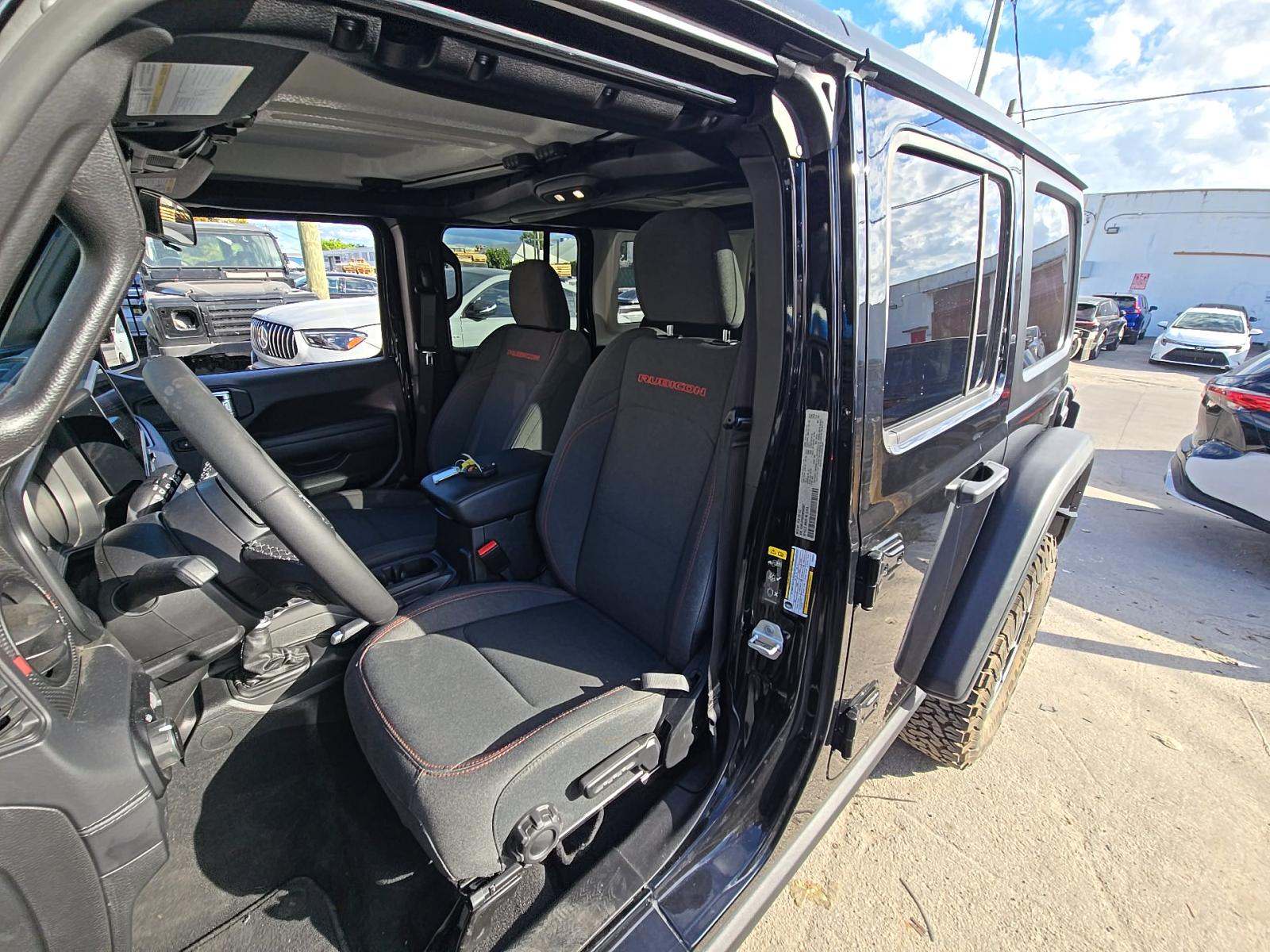 2025 Jeep Wrangler Rubicon AWD