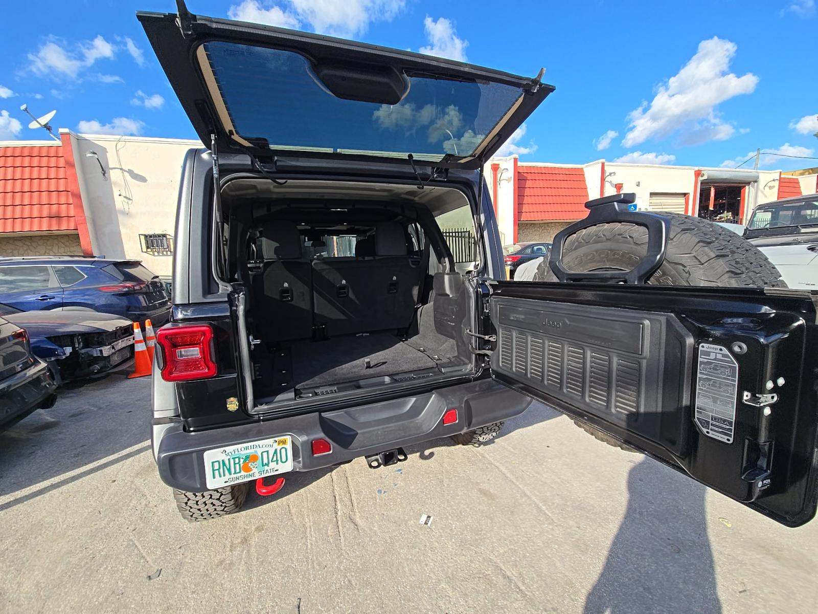 2025 Jeep Wrangler Rubicon AWD