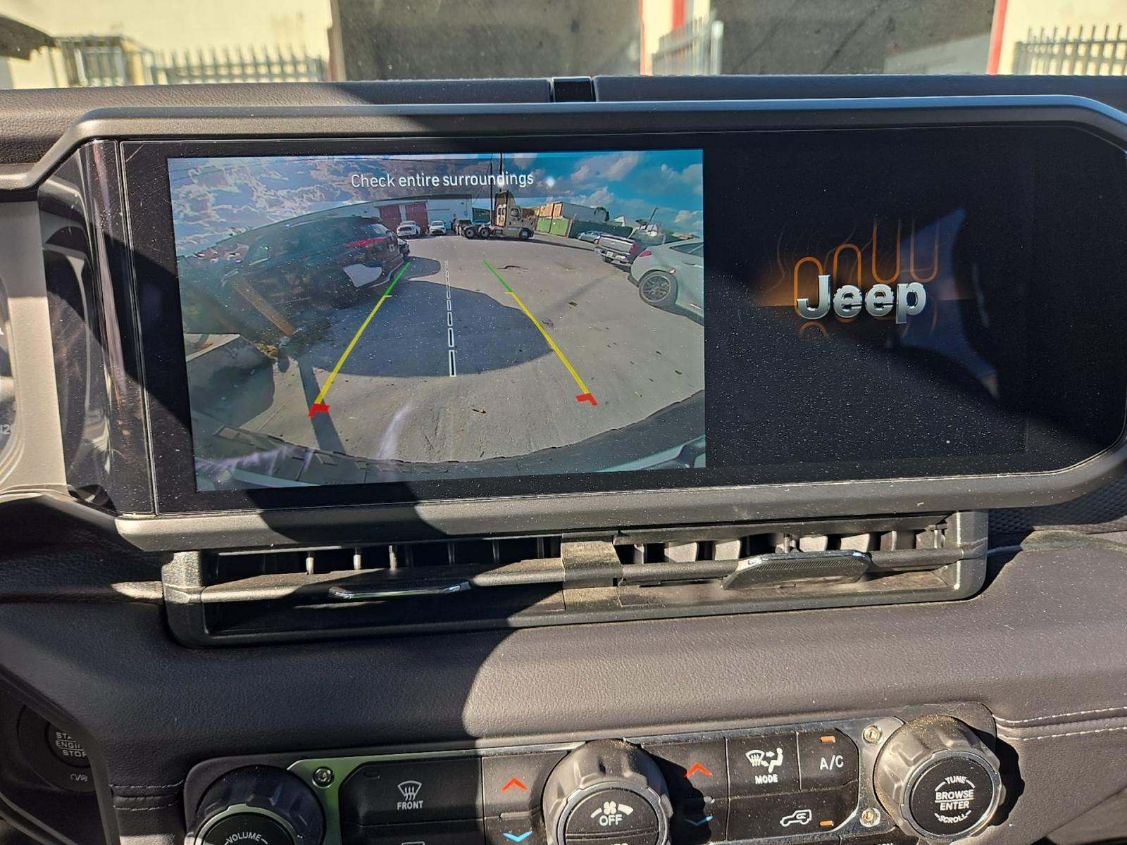 2025 Jeep Wrangler Rubicon AWD