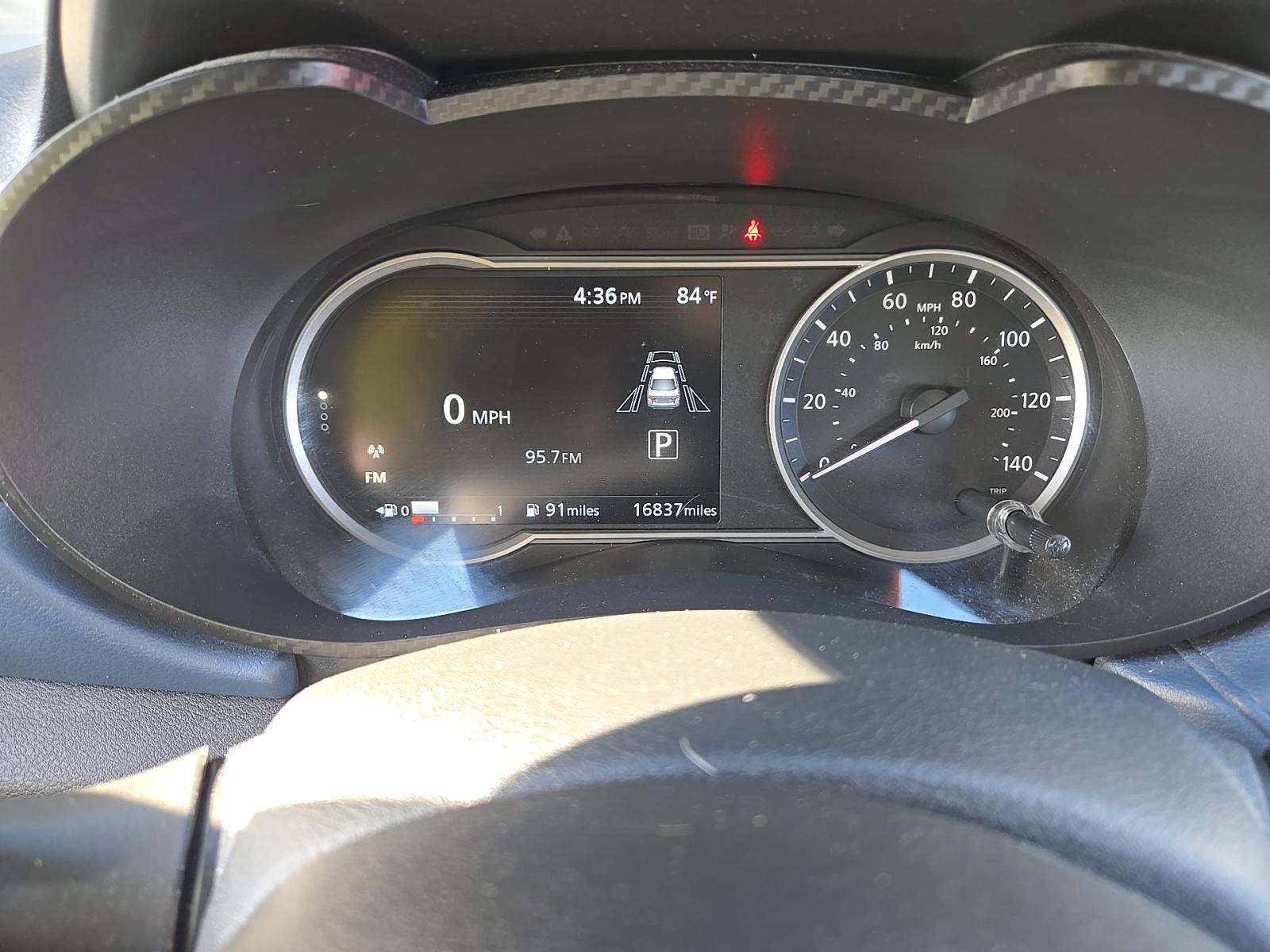 NISSAN VERSA - 5