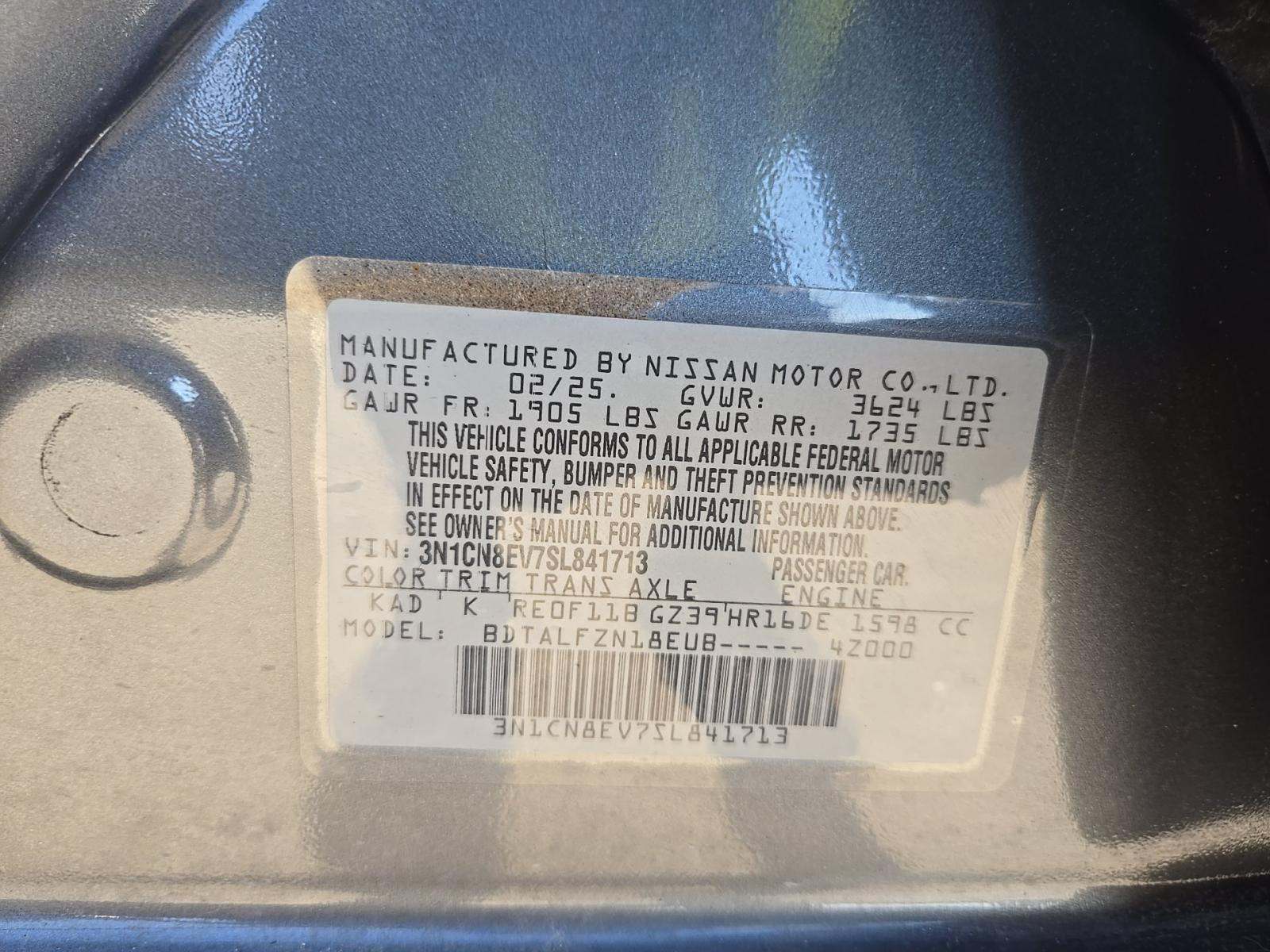 NISSAN VERSA - 1