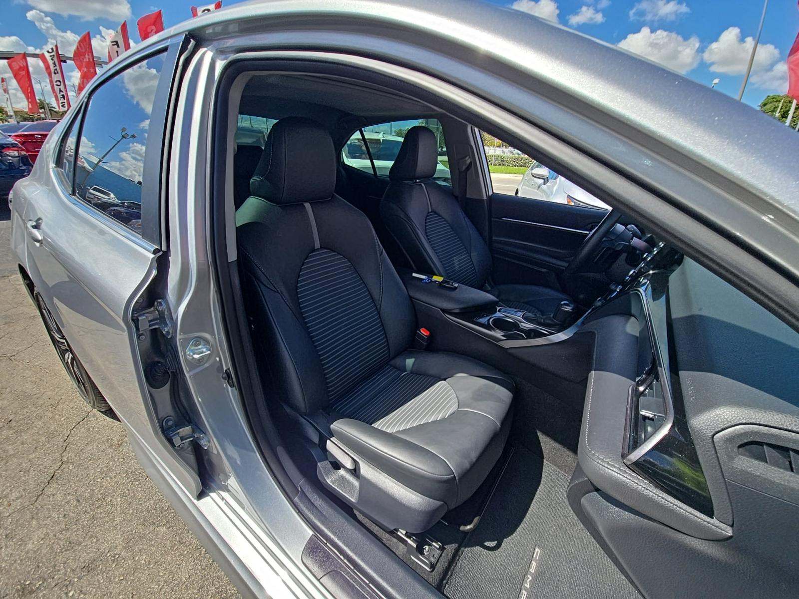 2024 Toyota Camry SE FWD