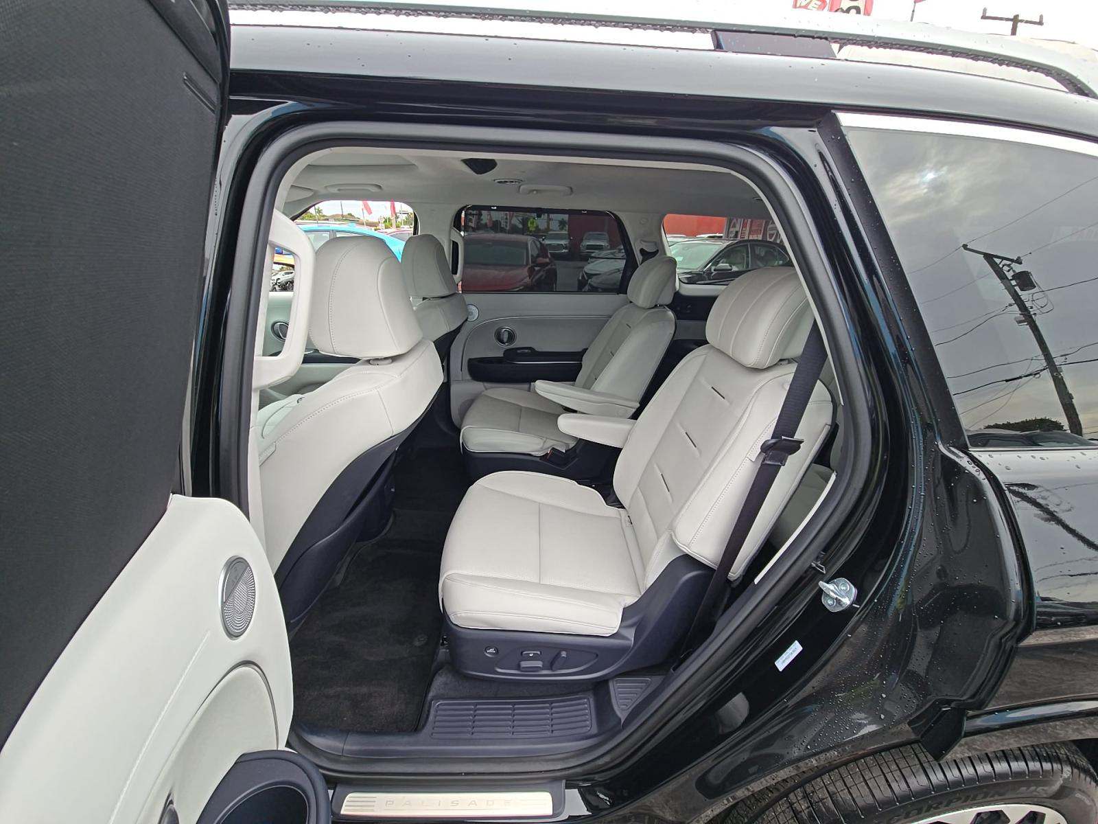 HYUNDAI CALLIGRAPHY - 9