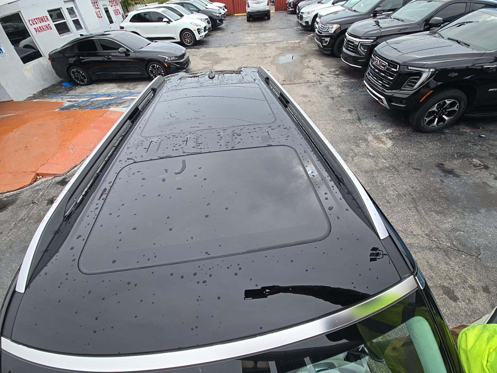 HYUNDAI CALLIGRAPHY - 8