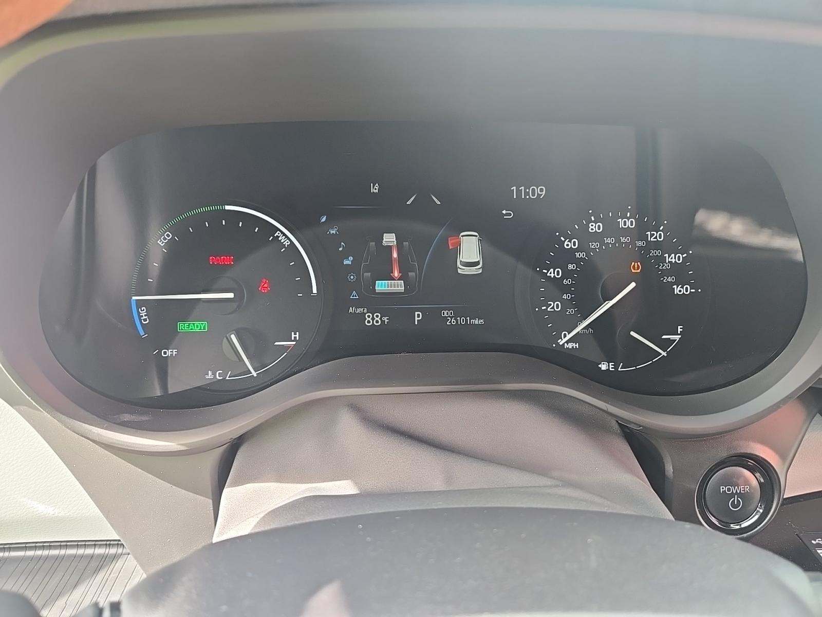 2025 Toyota Sienna XLE FWD