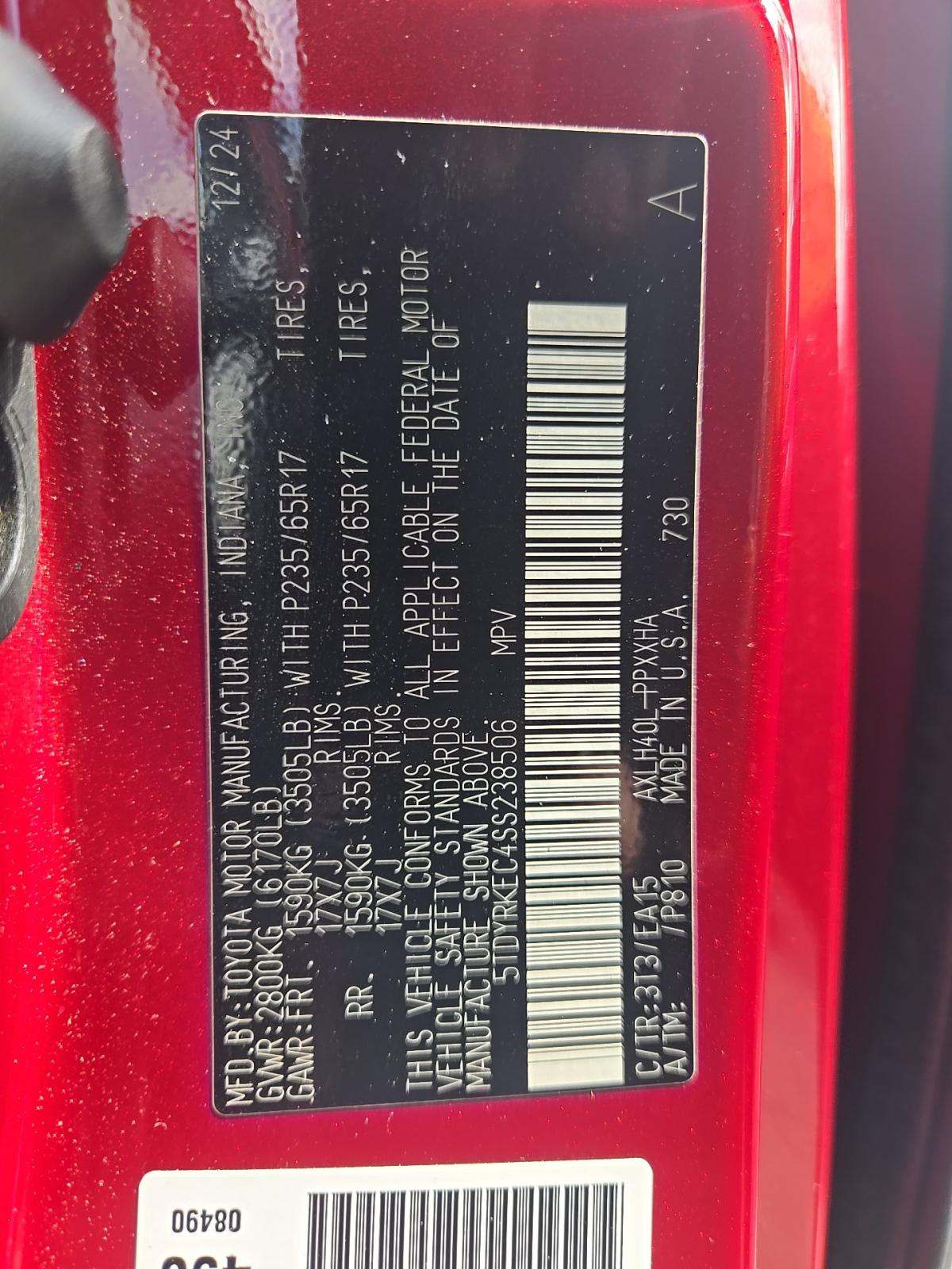 2025 Toyota Sienna XLE FWD