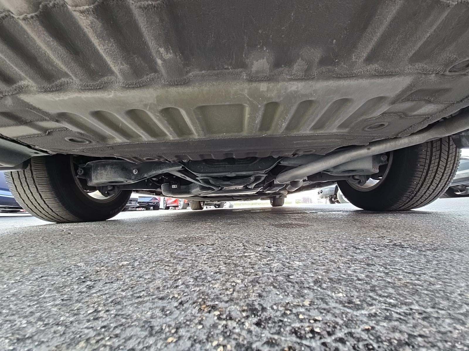 2025 Toyota Sienna XLE FWD