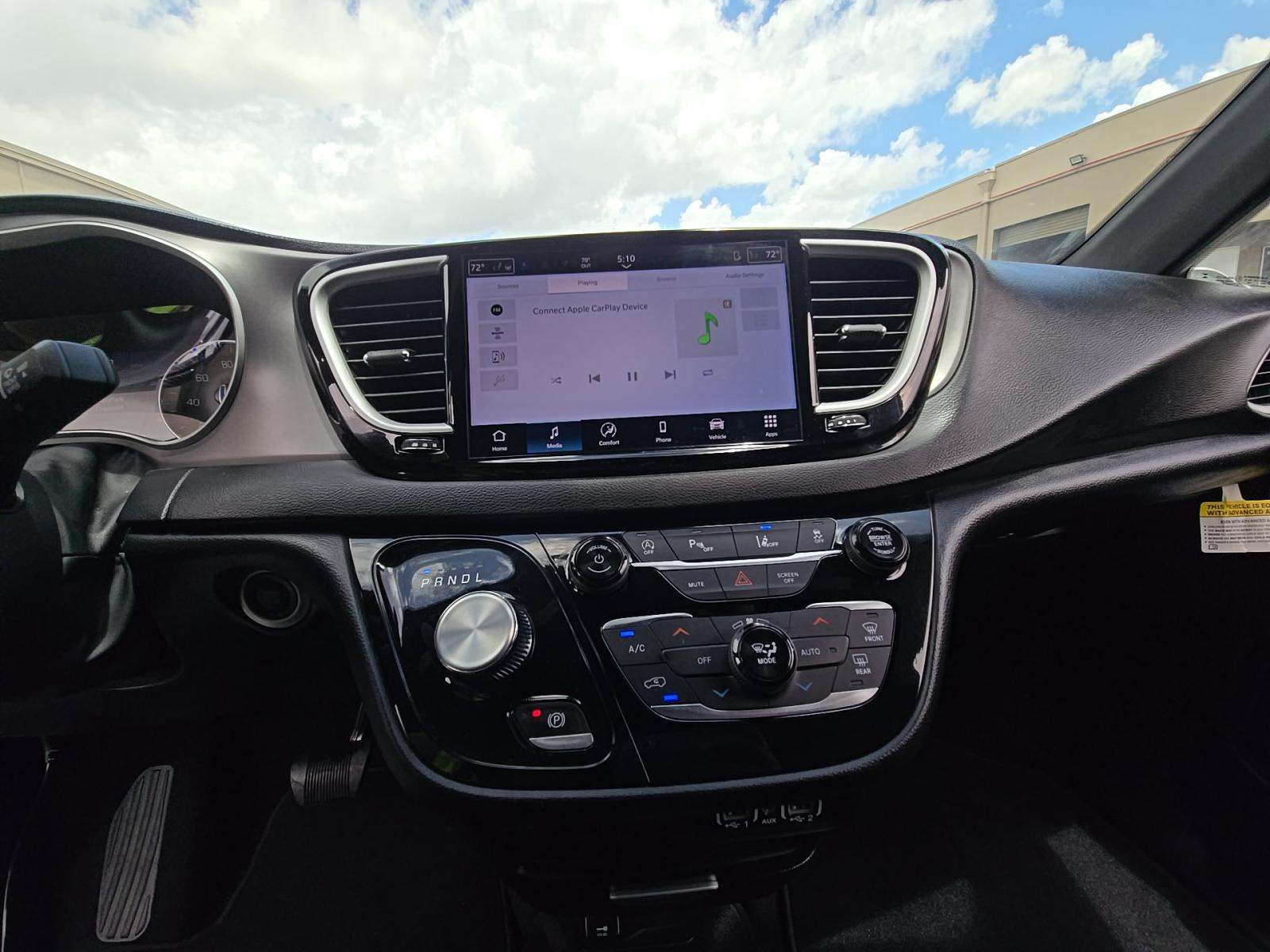CHRYSLER VOYAGER - 6
