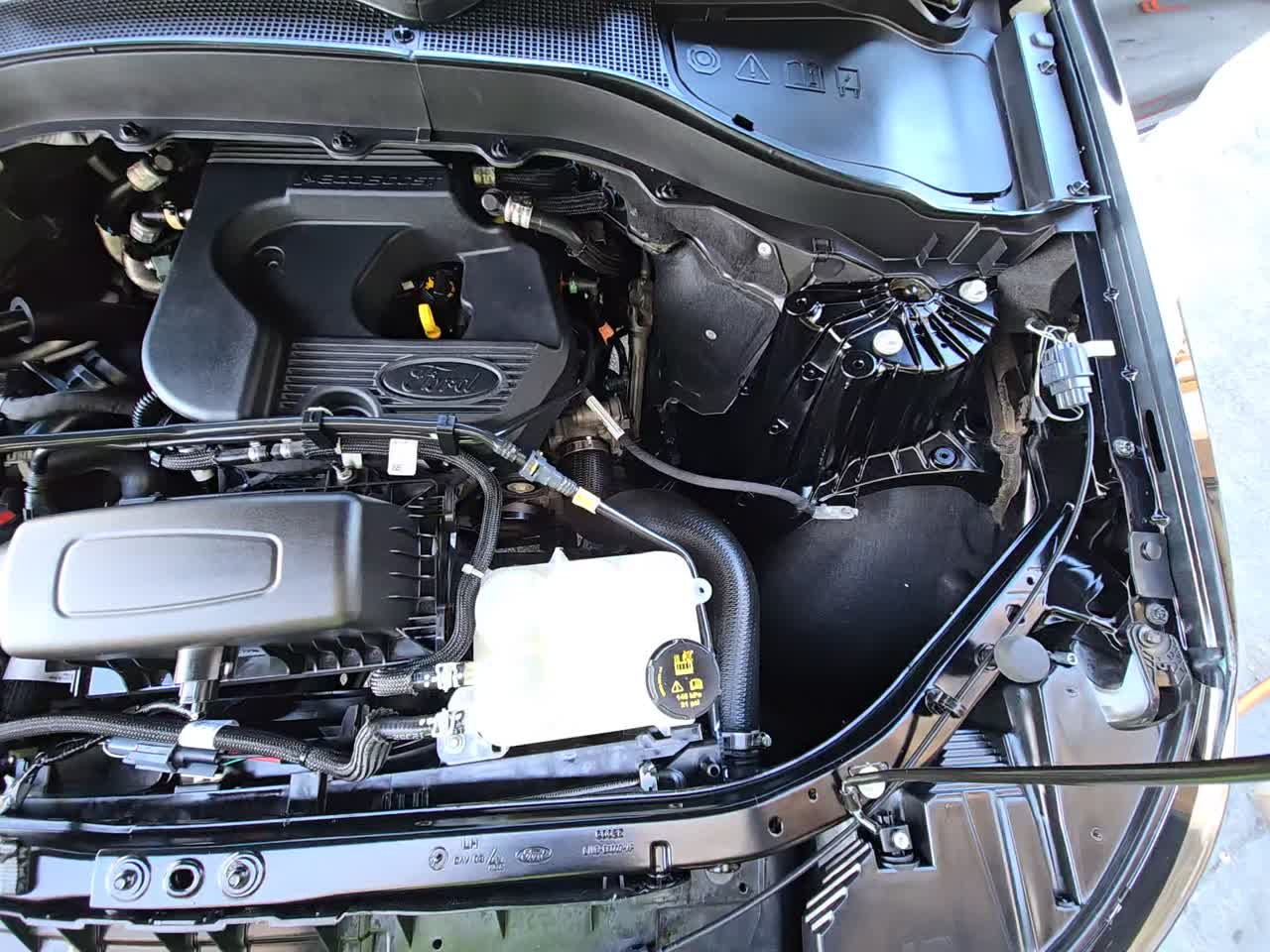 2022 Ford Explorer XLT AWD